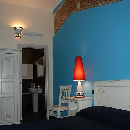 Locanda Del Drago Монреале Екстериор снимка